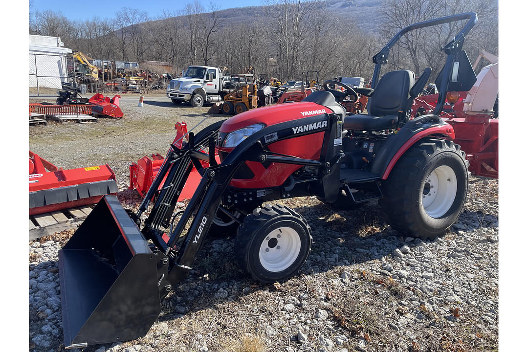 Image of Yanmar SA424 Primary image