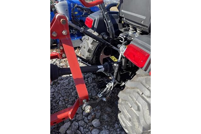Image of Yanmar SA424 equipment image 2