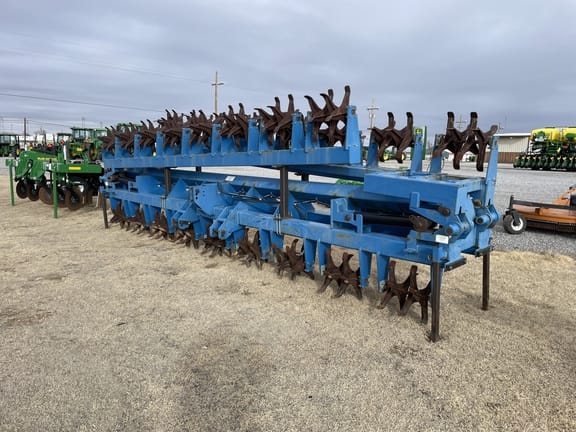 Main image Sam Stevens Sandfighter