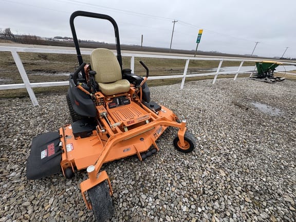 2017 Scag SCZ72V-35CV-EFI Equipment Image0