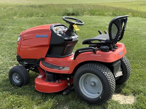 Image of Simplicity Broadmoor equipment image 4