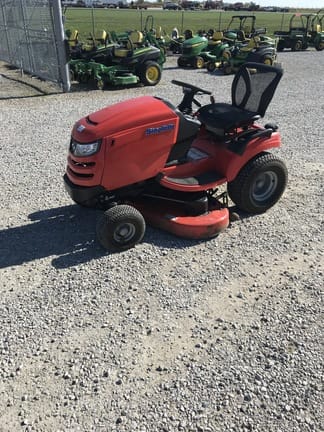 Main image Simplicity Broadmoor