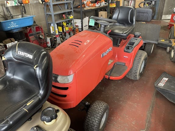 2017 Simplicity Regent Equipment Image0