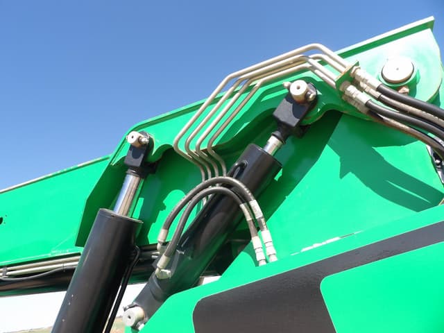 Image of Skytrak 10042 equipment image 4