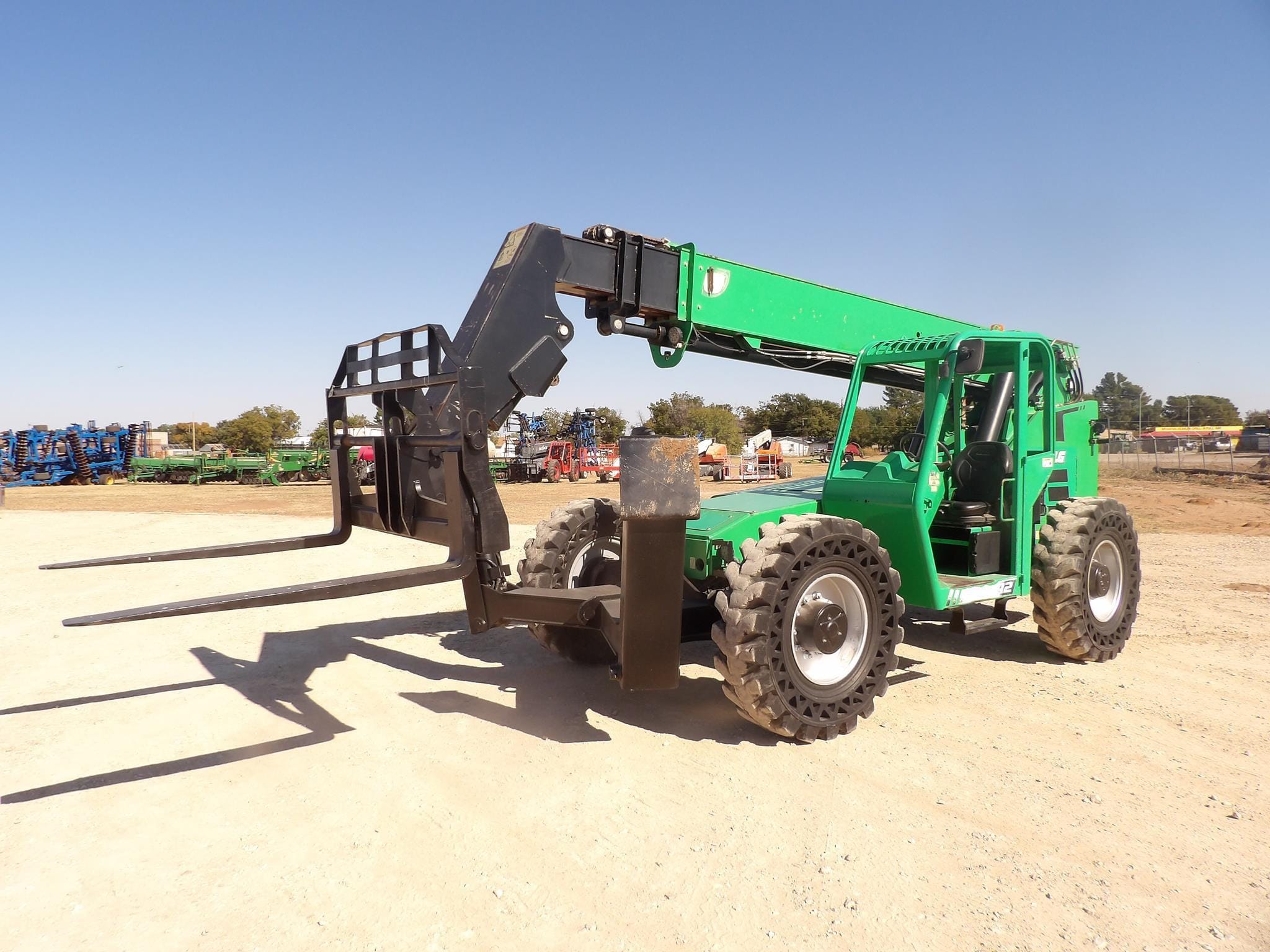 2017 Skytrak 10042 Equipment Image0