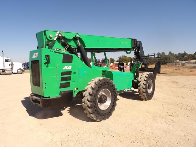 Image of Skytrak 10042 equipment image 4