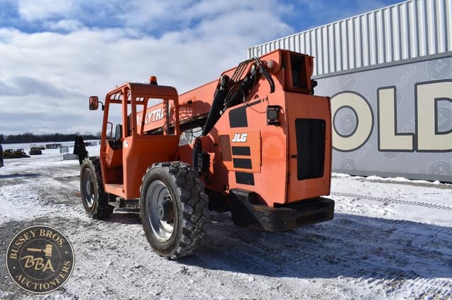 Image of Skytrak 10054 equipment image 3