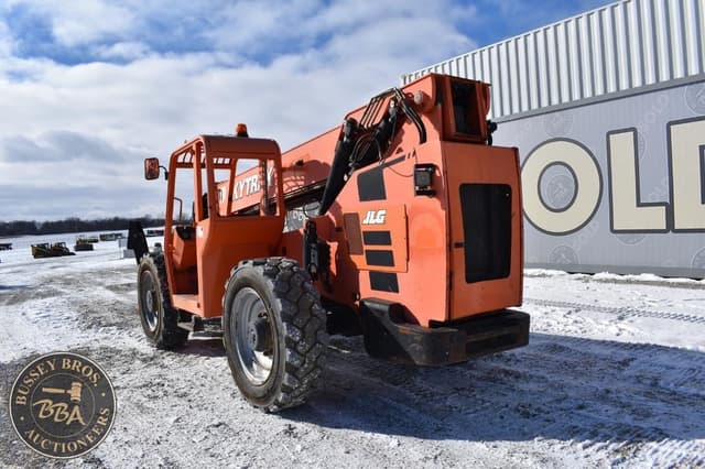 Image of Skytrak 10054 equipment image 4