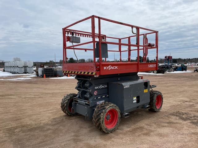 Image of Sky Jack SJ6832RT equipment image 4