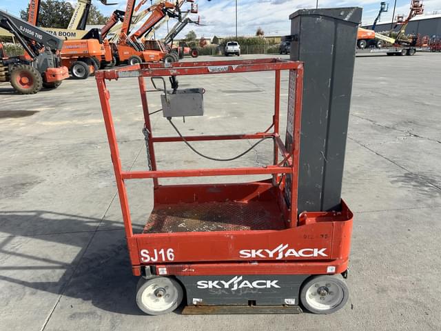 Image of Sky Jack SJ16 equipment image 1
