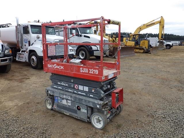 Image of Sky Jack SJIII3219 equipment image 3