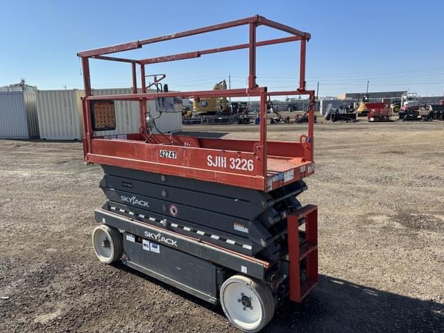 Image of Sky Jack SJ3226 equipment image 3