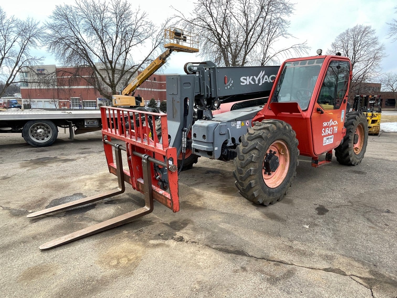 2017 Sky Jack SJ643TH Equipment Image0