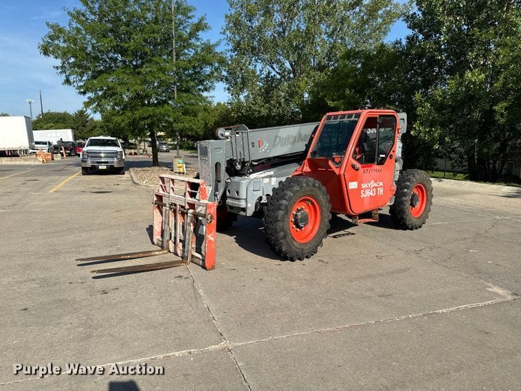 2017 Sky Jack SJ643TH Equipment Image0
