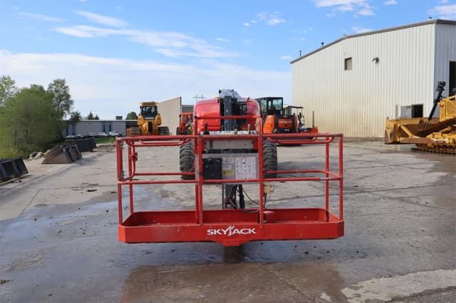 Image of Sky Jack SJ66T equipment image 2