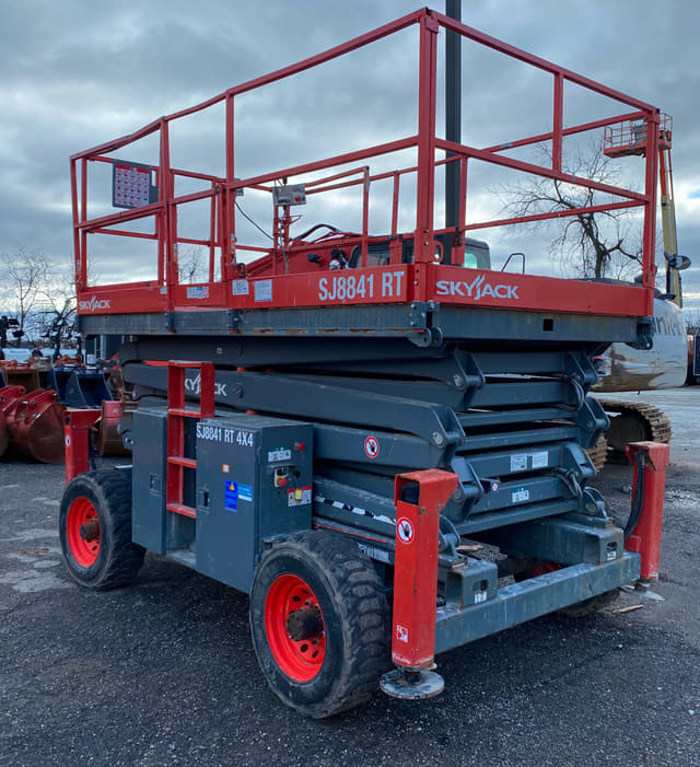 Image of Sky Jack SJ8841RT equipment image 2