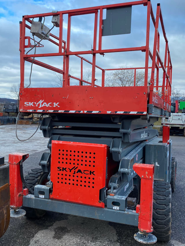 Image of Sky Jack SJ8841RT equipment image 1