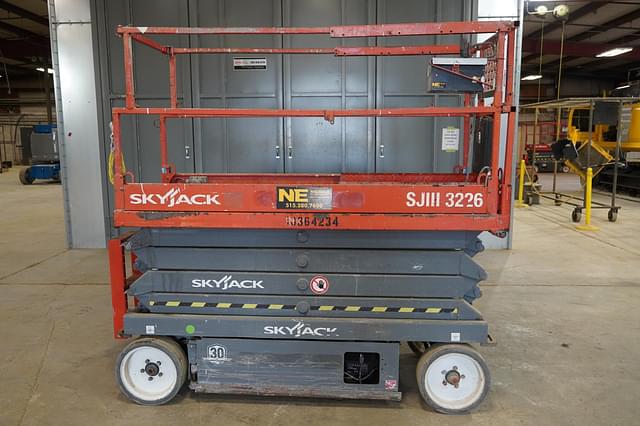 Image of Sky Jack SJIII3226 equipment image 4