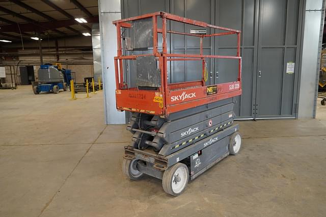 Image of Sky Jack SJIII3226 equipment image 1