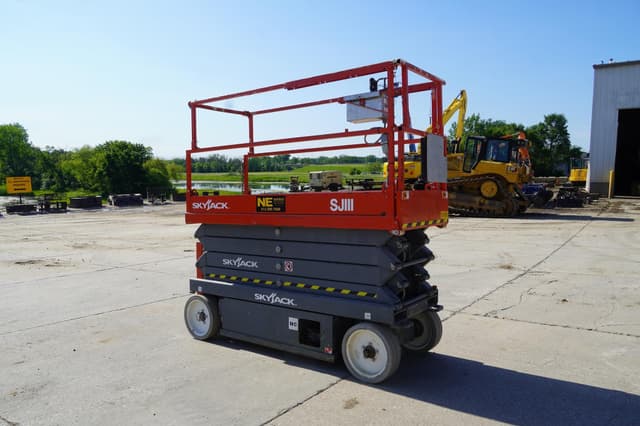 Image of Sky Jack SJIII3226 equipment image 3