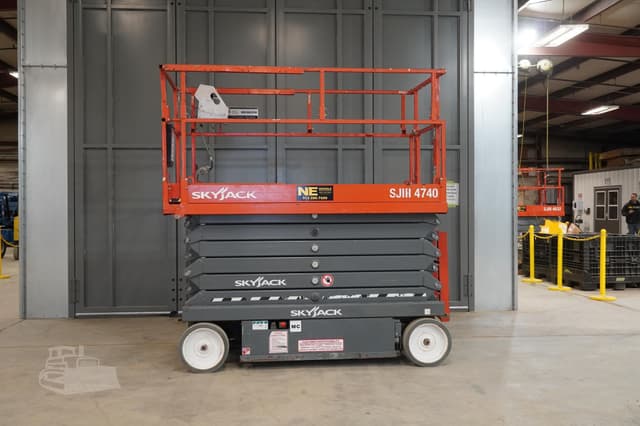 Image of Sky Jack SJIII4740 equipment image 1