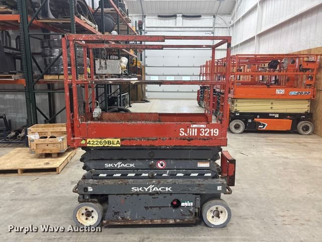Image of Sky Jack SJIII3219 equipment image 3