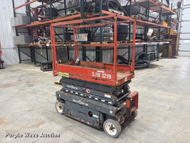 Image of Sky Jack SJIII3219 equipment image 2
