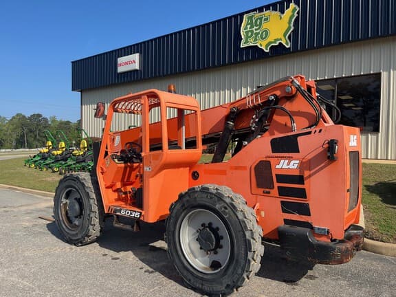 Image of Skytrak 6036 equipment image 1