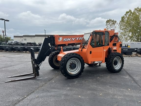 2017 Skytrak 6042 Equipment Image0