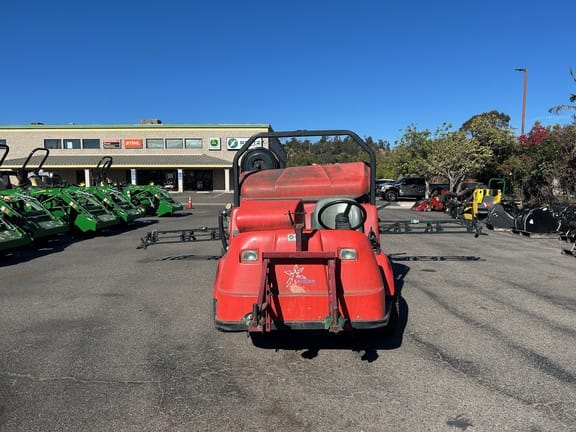 2017 SmithCo Spray Star 3180 Equipment Image0