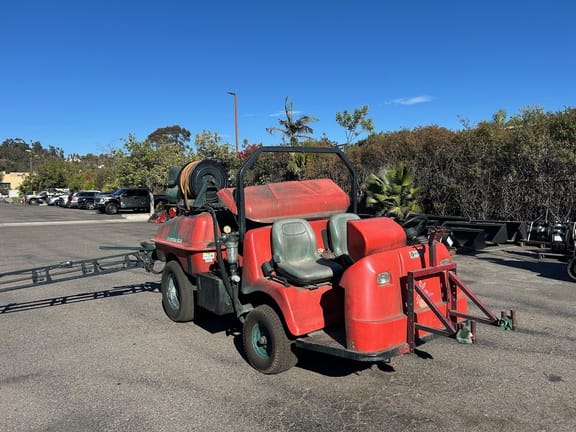 2017 SmithCo Spray Star 3180 Equipment Image0