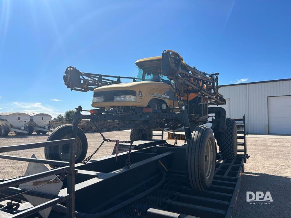 2017 Spra-Coupe 4460 Equipment Image0