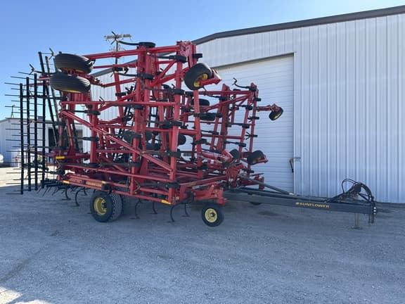 Image of Sunflower 5056 equipment image 4