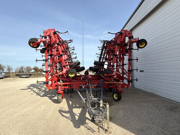 Image of Sunflower 5056 equipment image 4