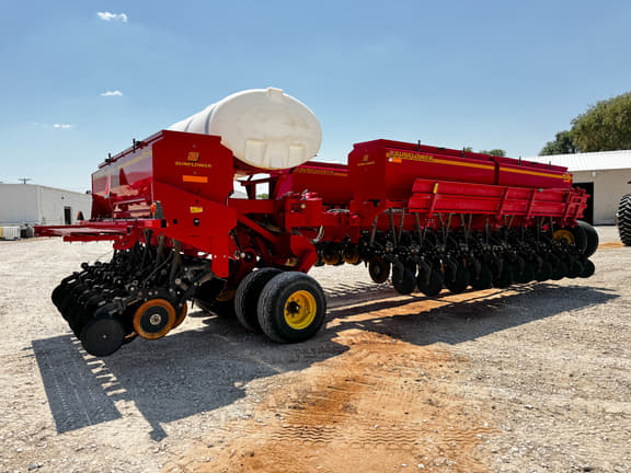 Image of Sunflower 9435-40 equipment image 4