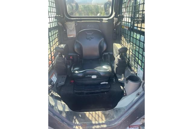 Image of Bobcat T770 equipment image 4
