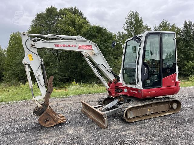 Image of Takeuchi TB240 equipment image 1