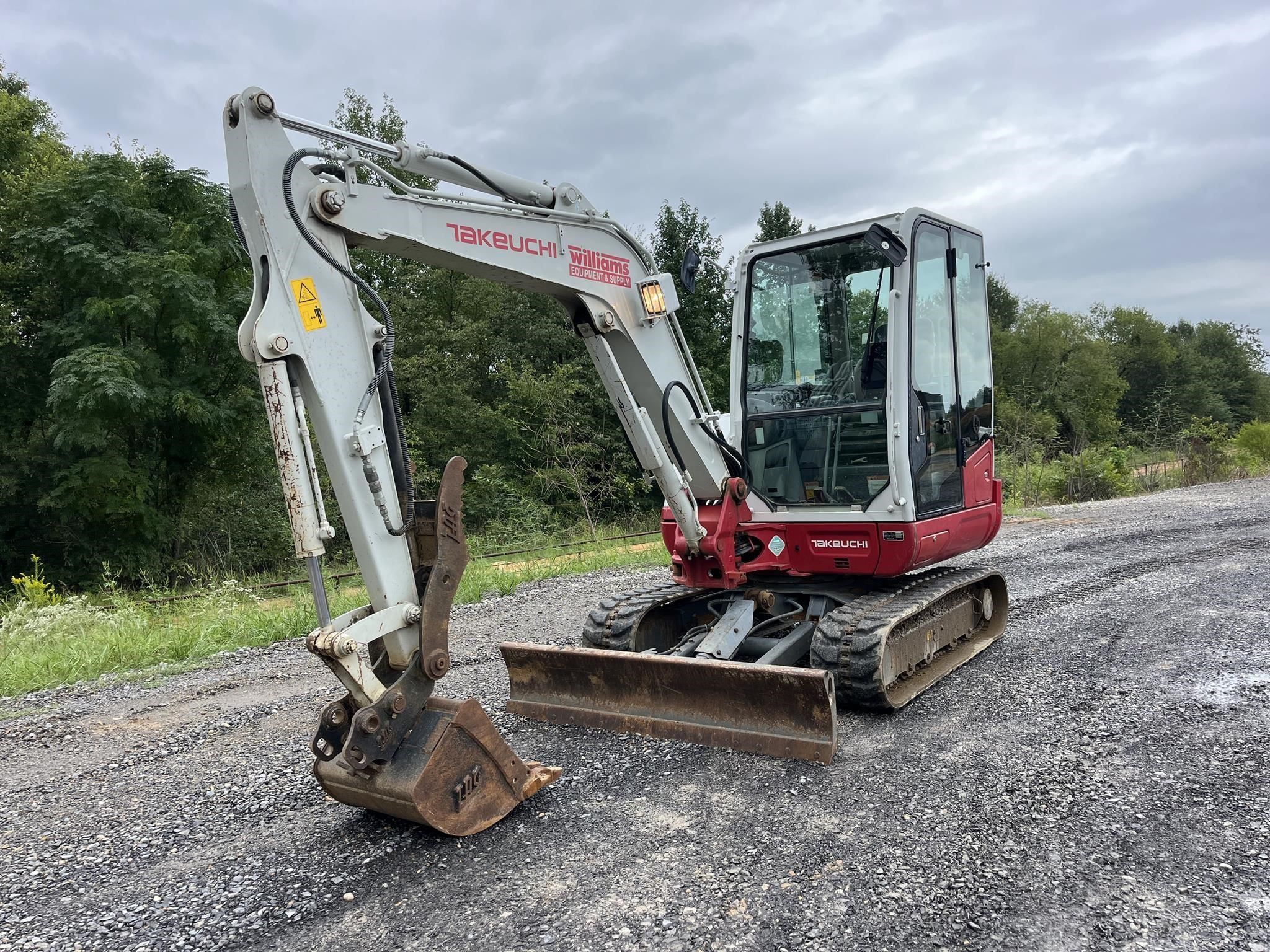 Main image Takeuchi TB240