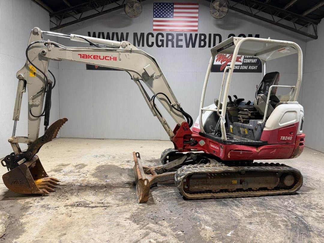 Image of Takeuchi TB240 Primary image