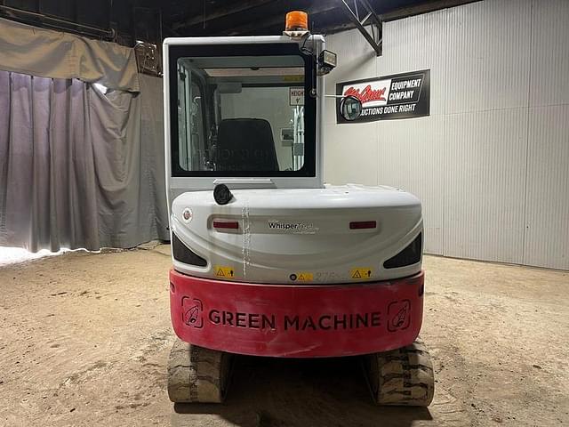 Image of Takeuchi TB240 equipment image 3