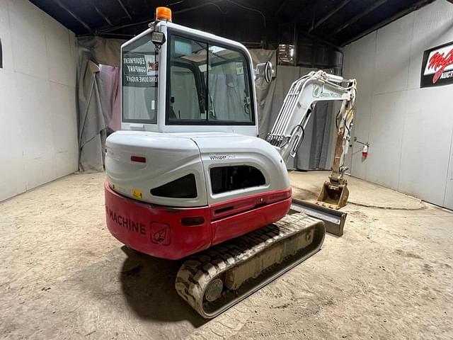 Image of Takeuchi TB240 equipment image 4