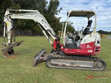 Main image Takeuchi TB260