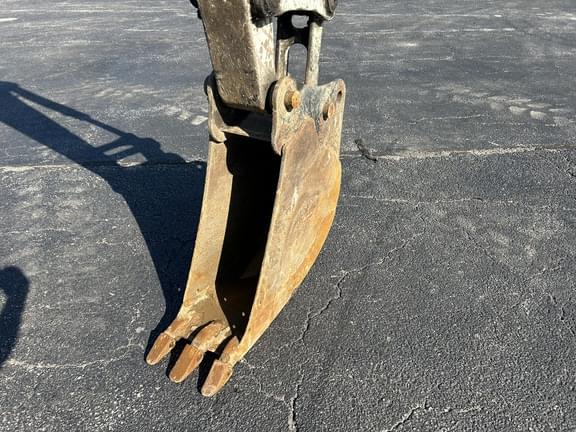 Image of Takeuchi TB290 equipment image 4