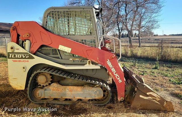 Image of Takeuchi TL10V2 equipment image 3