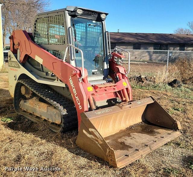 Image of Takeuchi TL10V2 equipment image 2