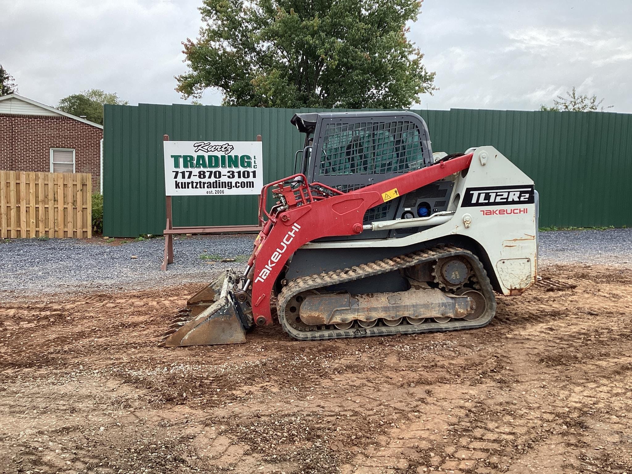 Main image Takeuchi TL12R2
