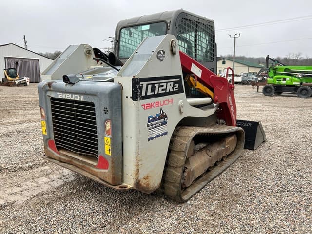 Image of Takeuchi TL12R2 equipment image 3