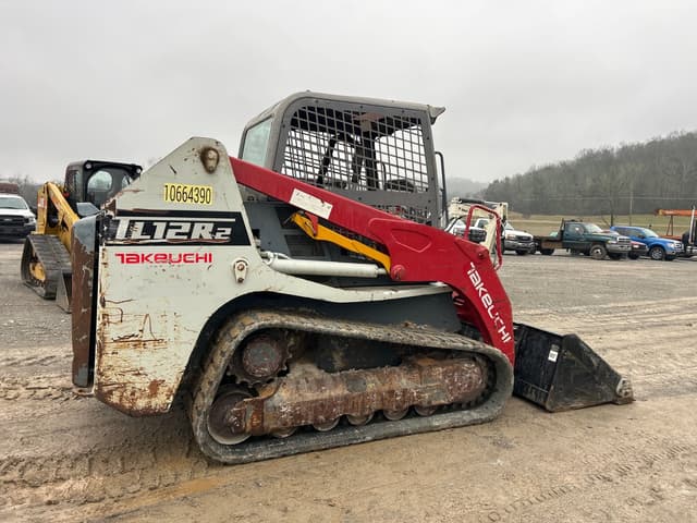Image of Takeuchi TL12R2 equipment image 4