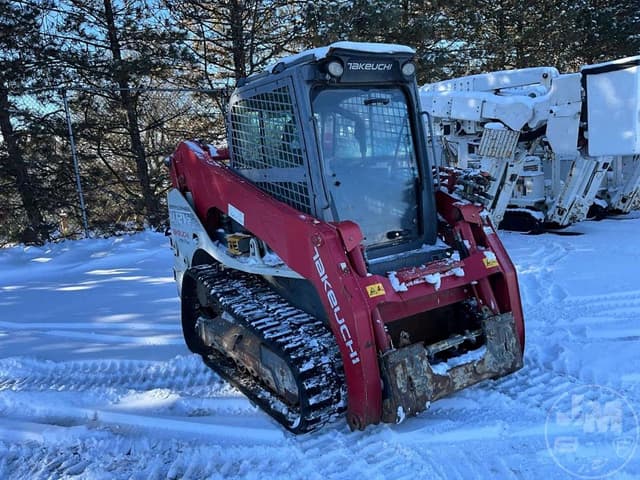 Image of Takeuchi TL12V2 equipment image 2