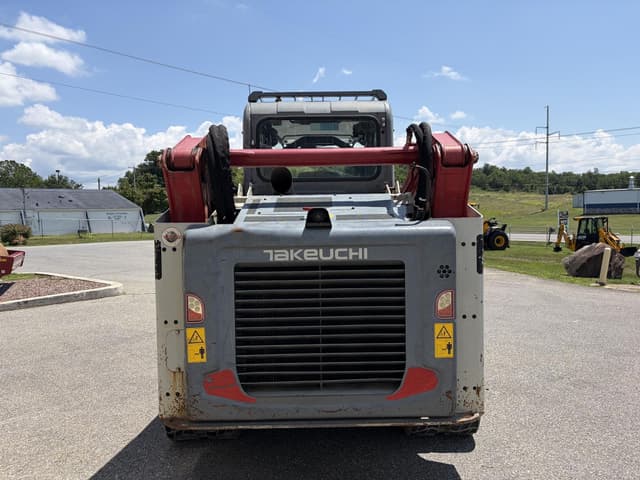 Image of Takeuchi TL12V2 equipment image 4